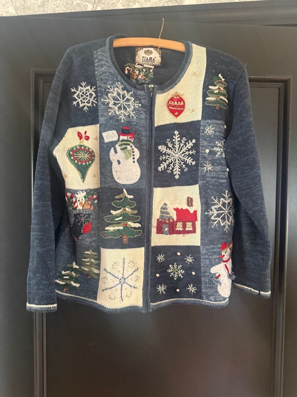 Vintage Tiara International Christmas Sweater Small Snowman Sequin Applique Zip